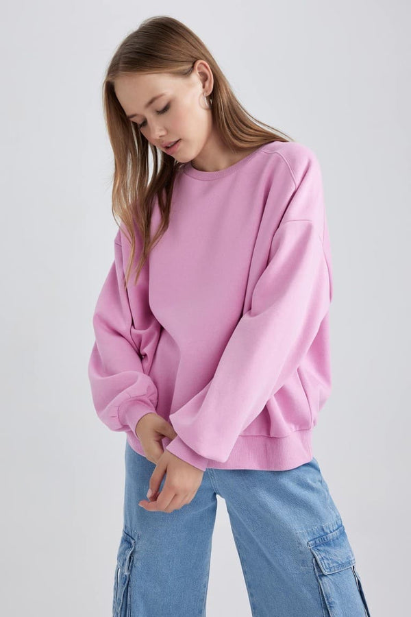 Coool oversized wide fit crew neck thick fabric sweatshirt