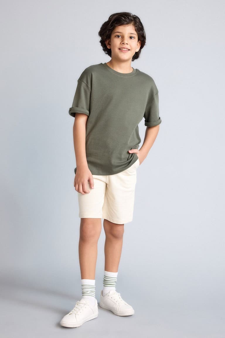 100% Cotton Elastic Waist Pocket Pique Shorts for Boys Main image
