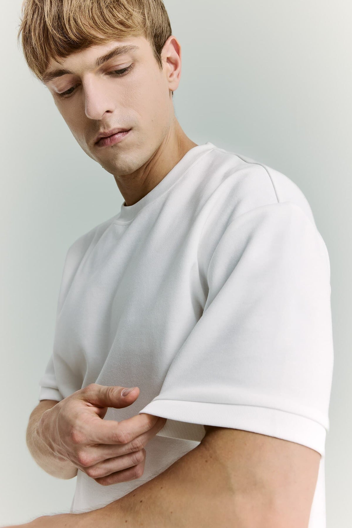 Oversize Loose Fit Crew Neck Heavy Fabric Basic Plain Short Sleeve Black T-Shirt