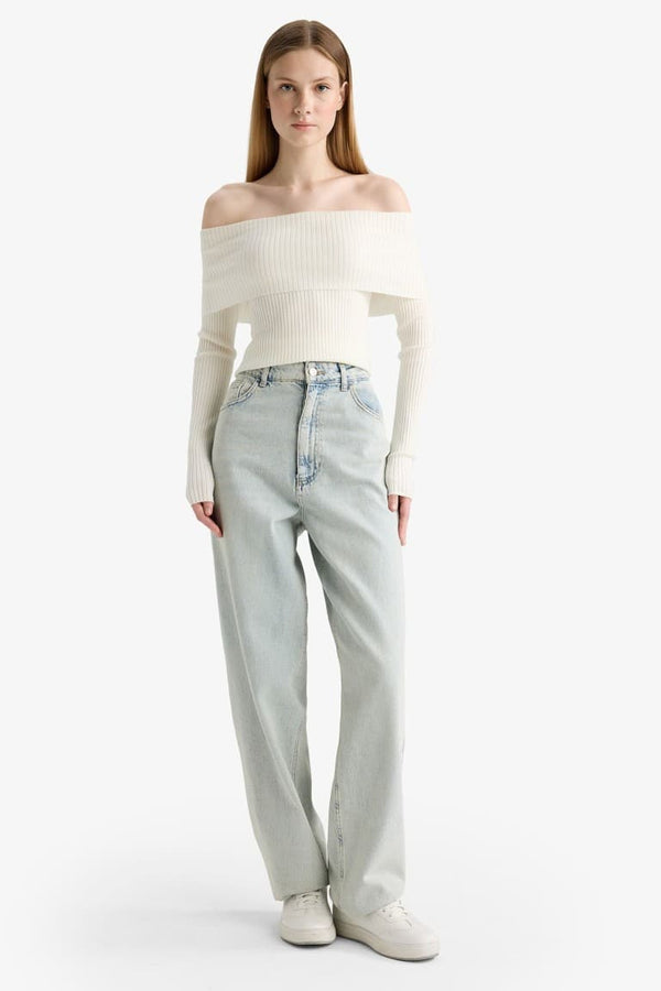 Slim Fit Narrow Cut Off-Shoulder Knit Sweater