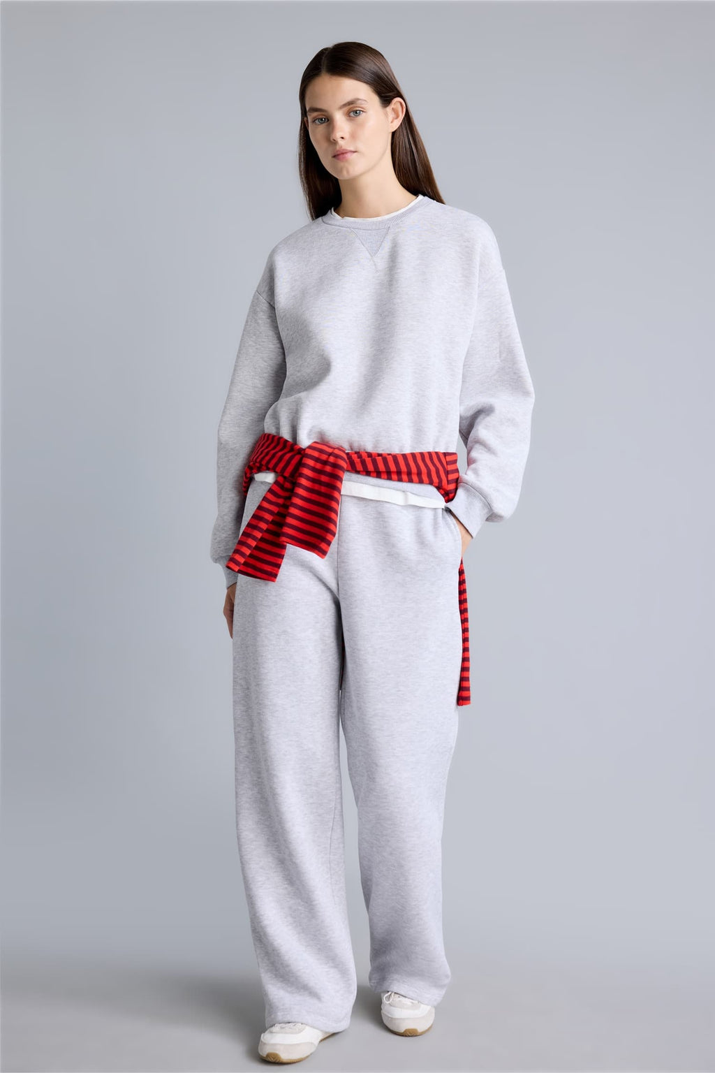 Straight Fit High Waist Thick Sweatpants with Pockets