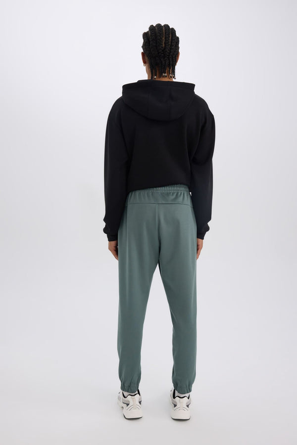Standard Fit Sports Jogger Sweatpants Pocket Elastic Waist Leg
