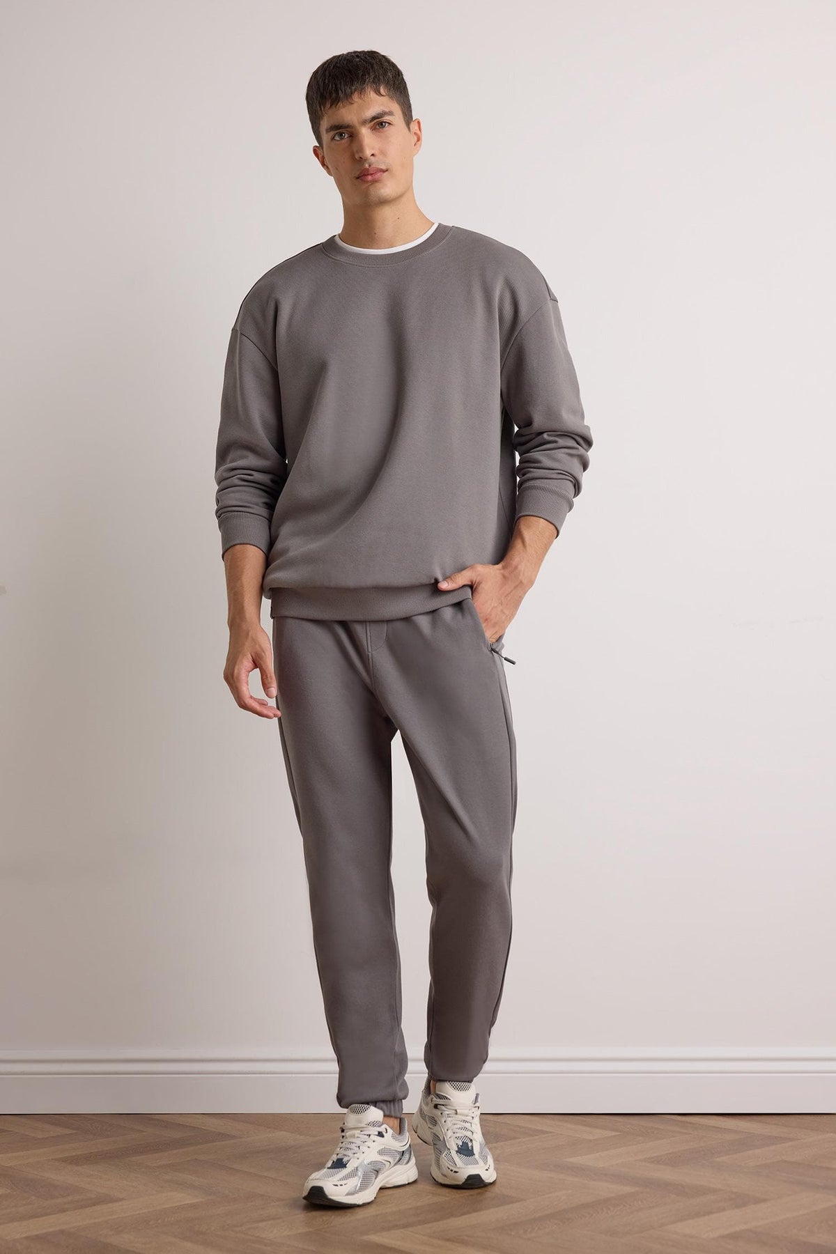 Slim Fit Fit Fit Flare Zipper Pike Tracksuit Bottom Main image