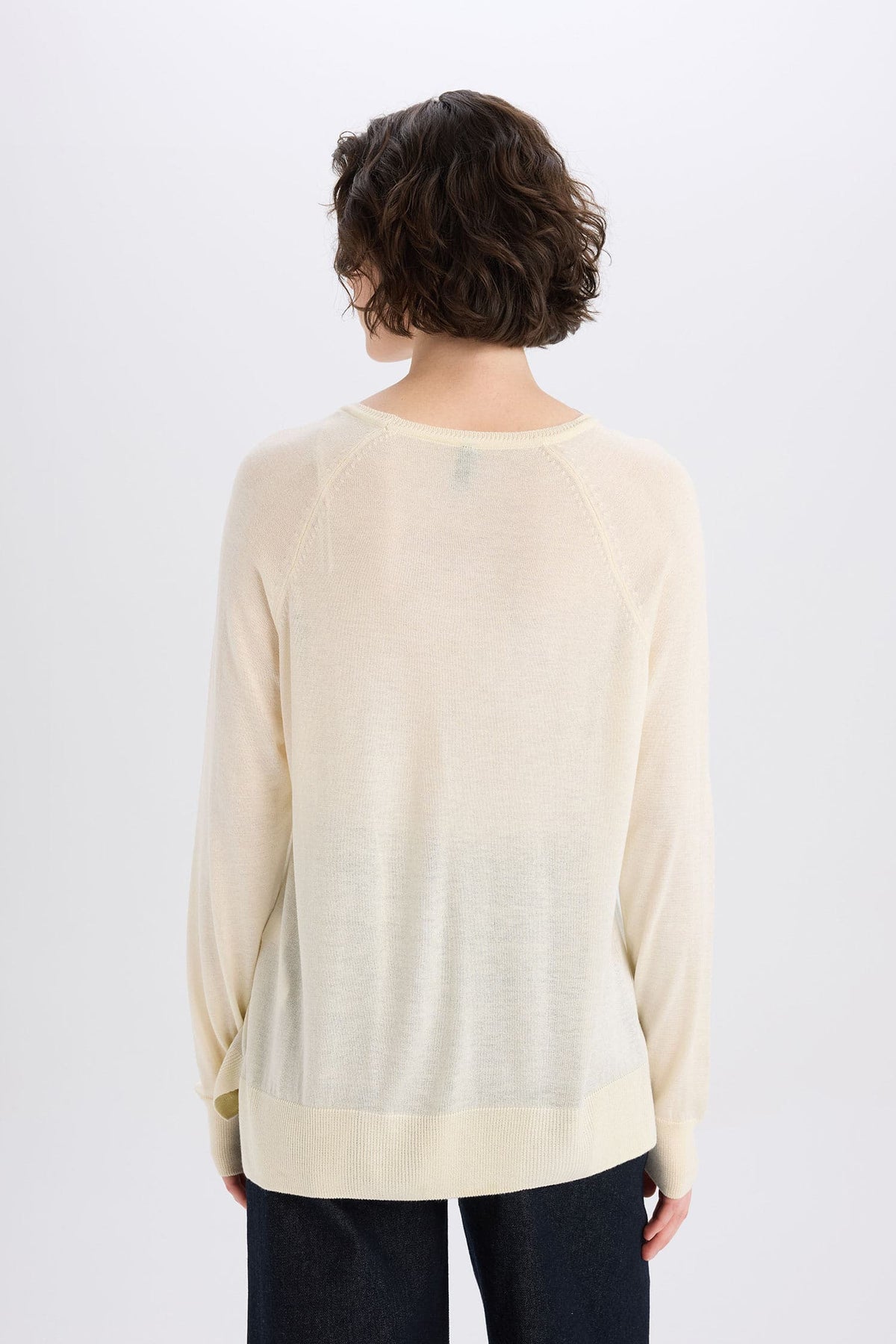 Basıc Black Knit Sweater