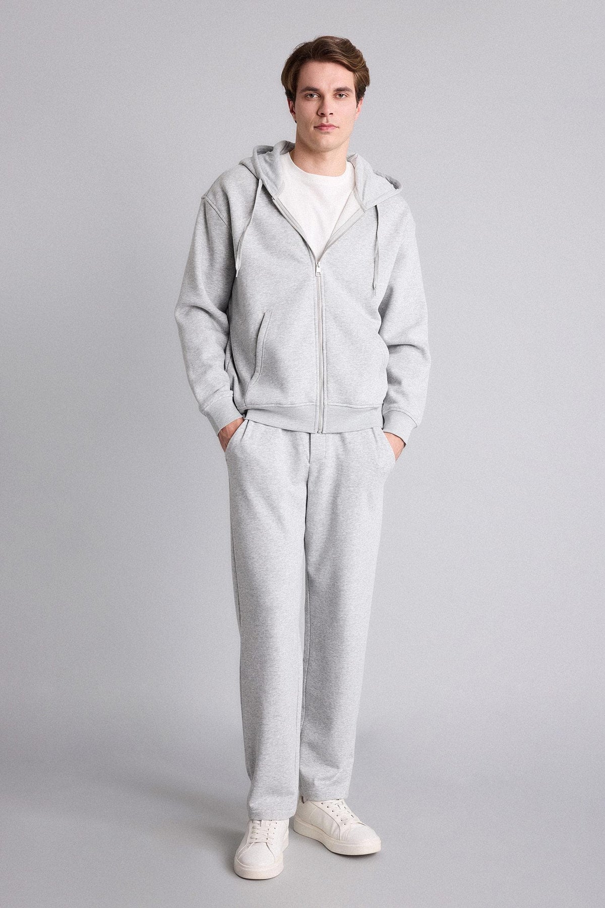 Relax Fit Hooded Soft Furry Inside Basic Plain Pocket Thick Zippered Sweatshirt