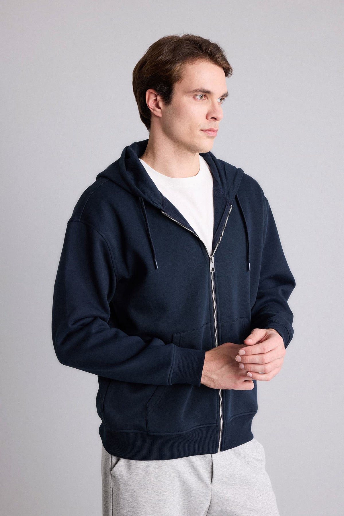 Relax Fit Hooded Soft Furry Inside Basic Plain Pocket Thick Zippered Sweatshirt
