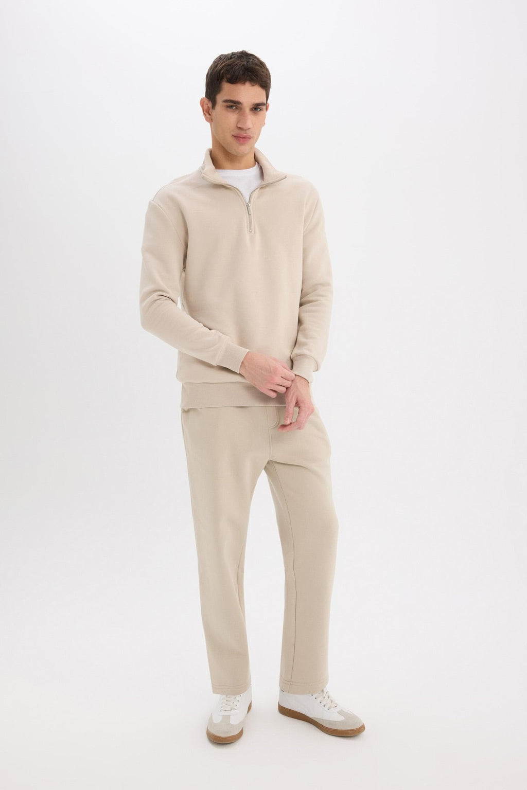 Regular Fit Sweatpants with Fleece Inside, Basic Plain Pocket, Tie Waist, Straight Leg