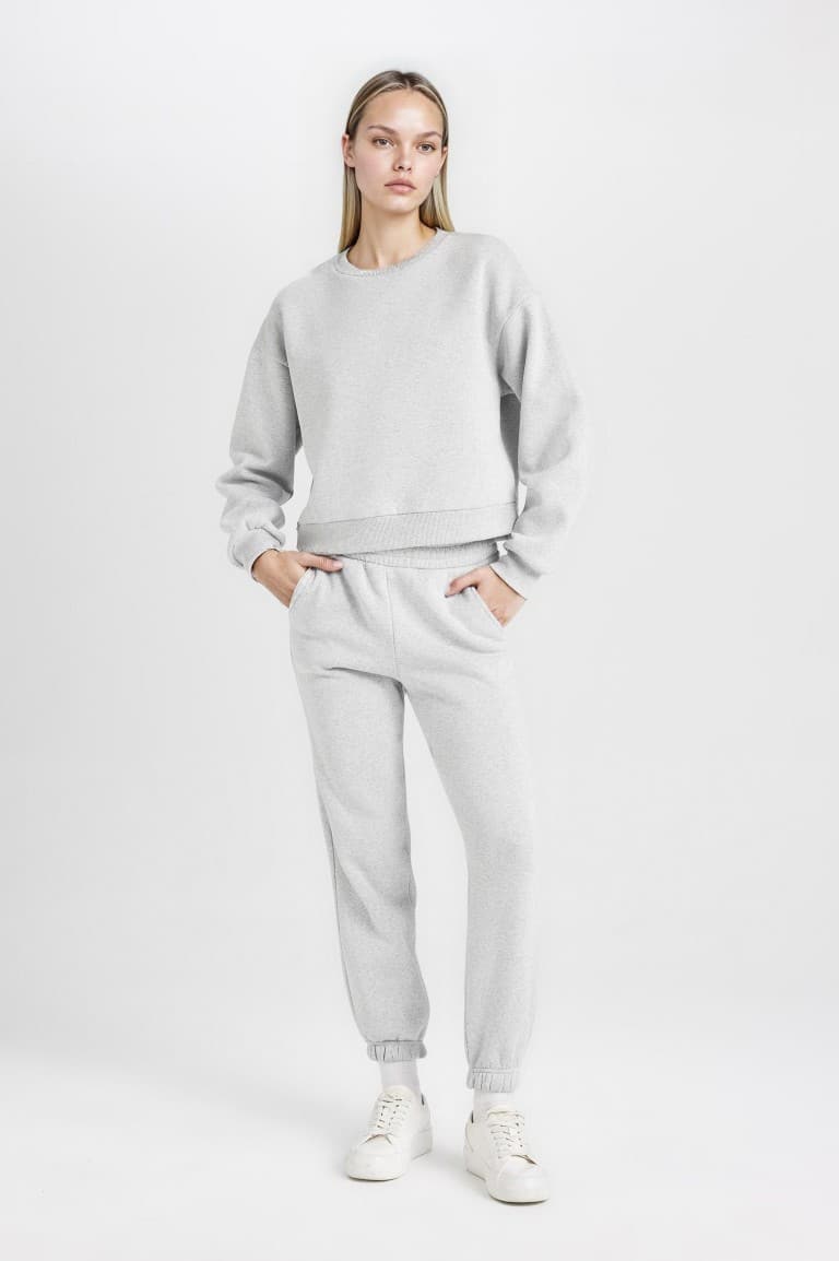Regular Fit 2-Piece Set Thick Crew Neck Sweatshirt Flexible Waist Jogger Sweatpants Secondary image