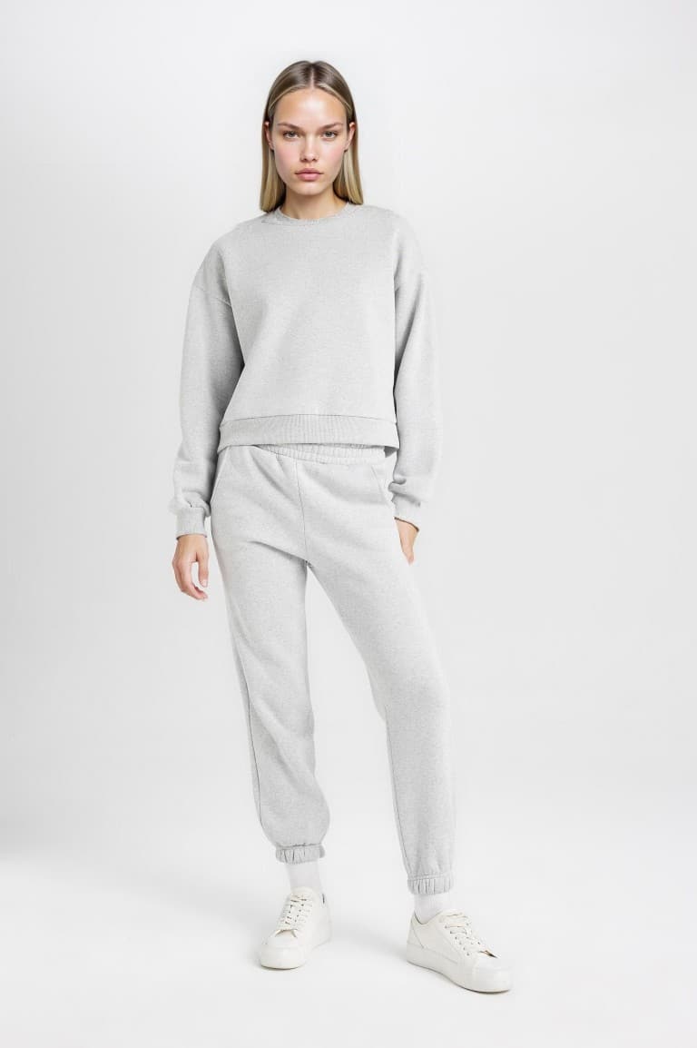 Regular Fit 2-Piece Set Thick Crew Neck Sweatshirt Flexible Waist Jogger Sweatpants