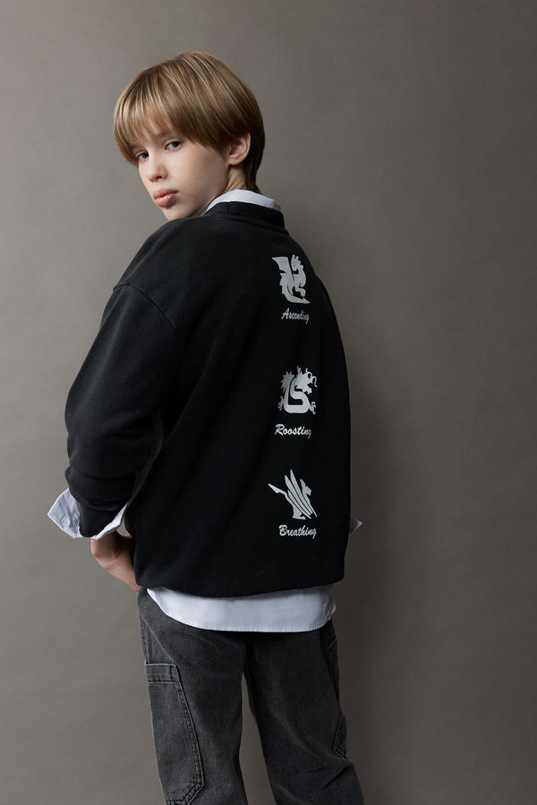 Oversize Wide Fit Crew Neck Back Printed Washed Faded Effect Sweatshirt Boys