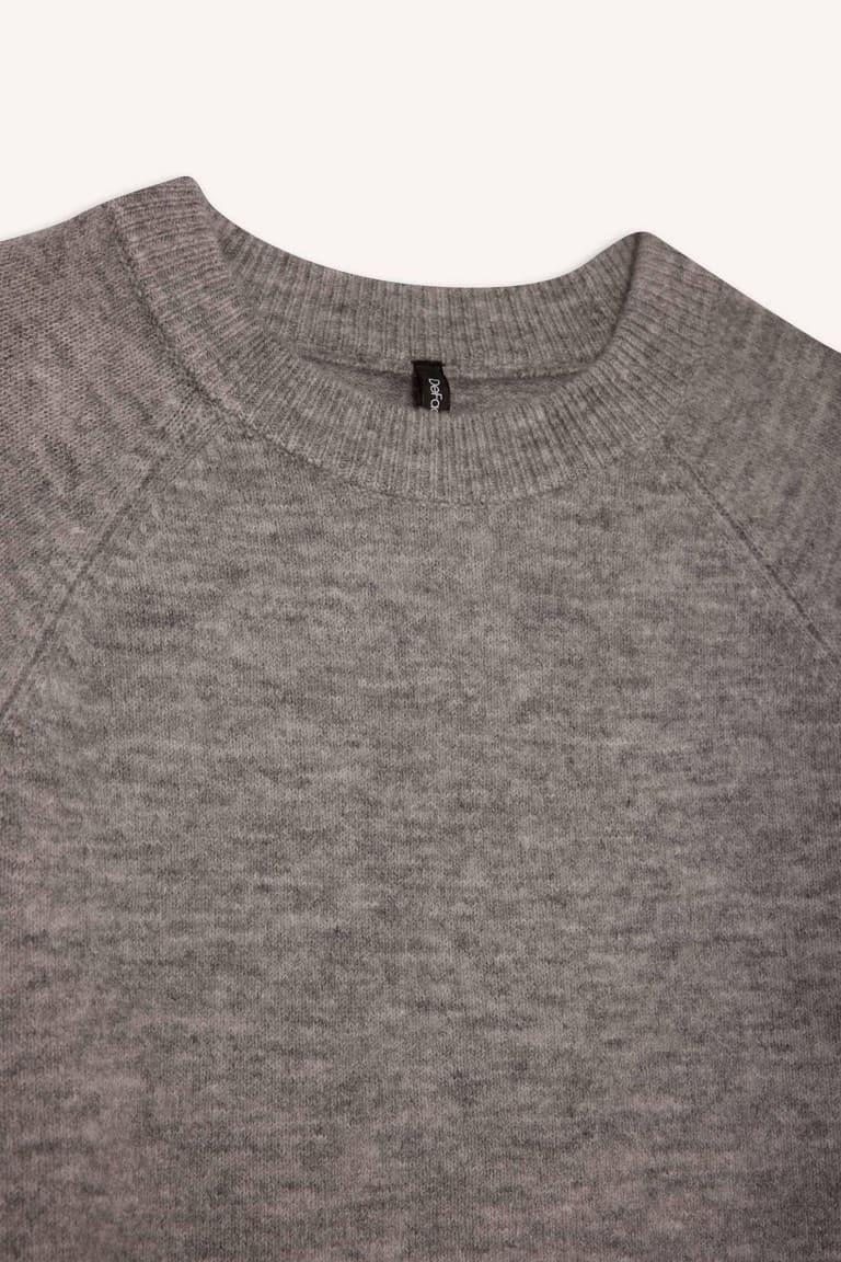 Regular Fit Crew Neck Basic Plain Soft Touch Knit Sweater