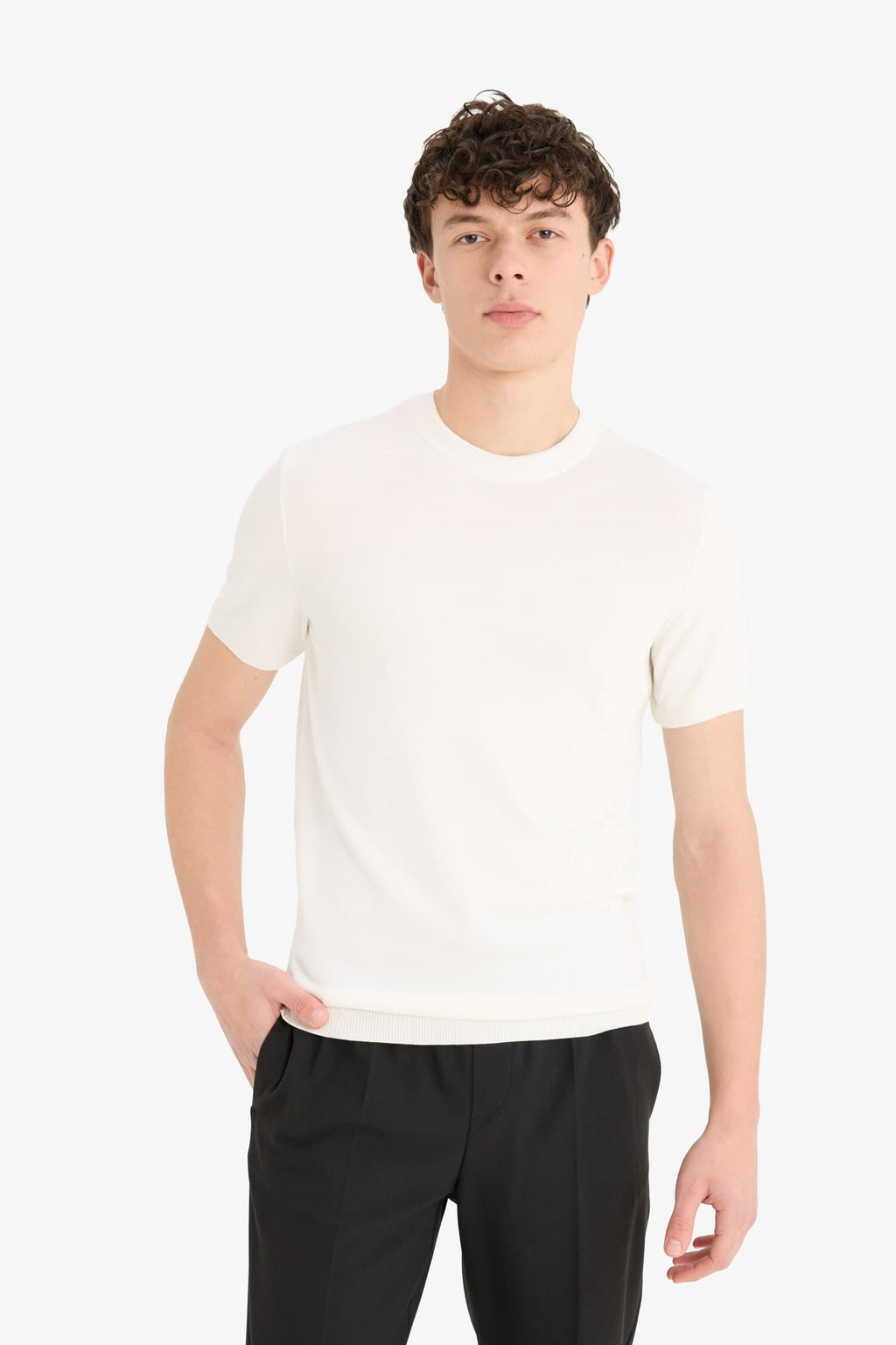 Standard Fit Crew Neck Knitwear T-Shirt