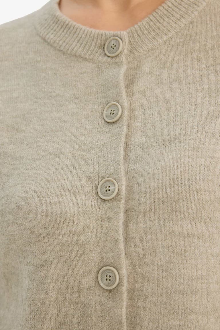 Regular Fit Crew Neck Basic Flat Buttoned Soft Touch Knit Cardigan