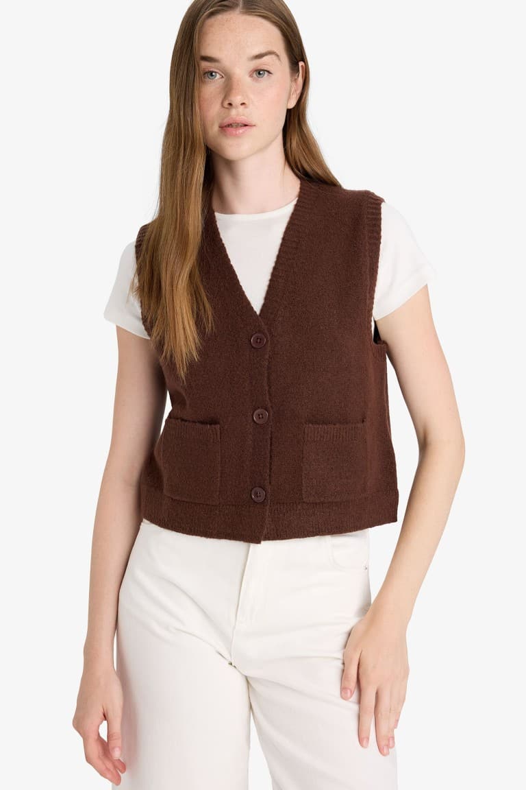 Regular Fit V-Neck Buttoned Knitted Vest with Pockets