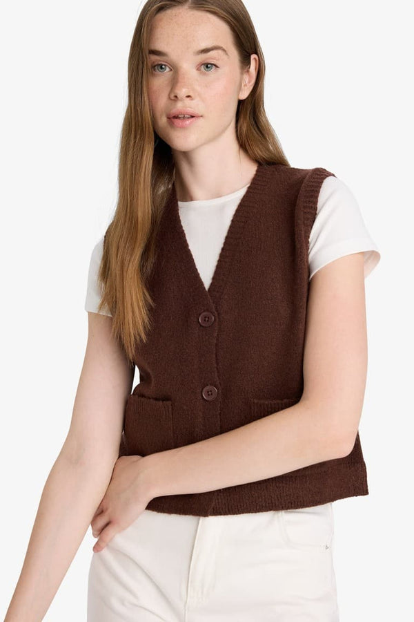 Regular Fit V-Neck Buttoned Knitted Vest with Pockets