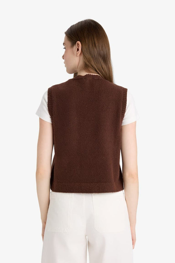 Regular Fit V-Neck Buttoned Knitted Vest with Pockets