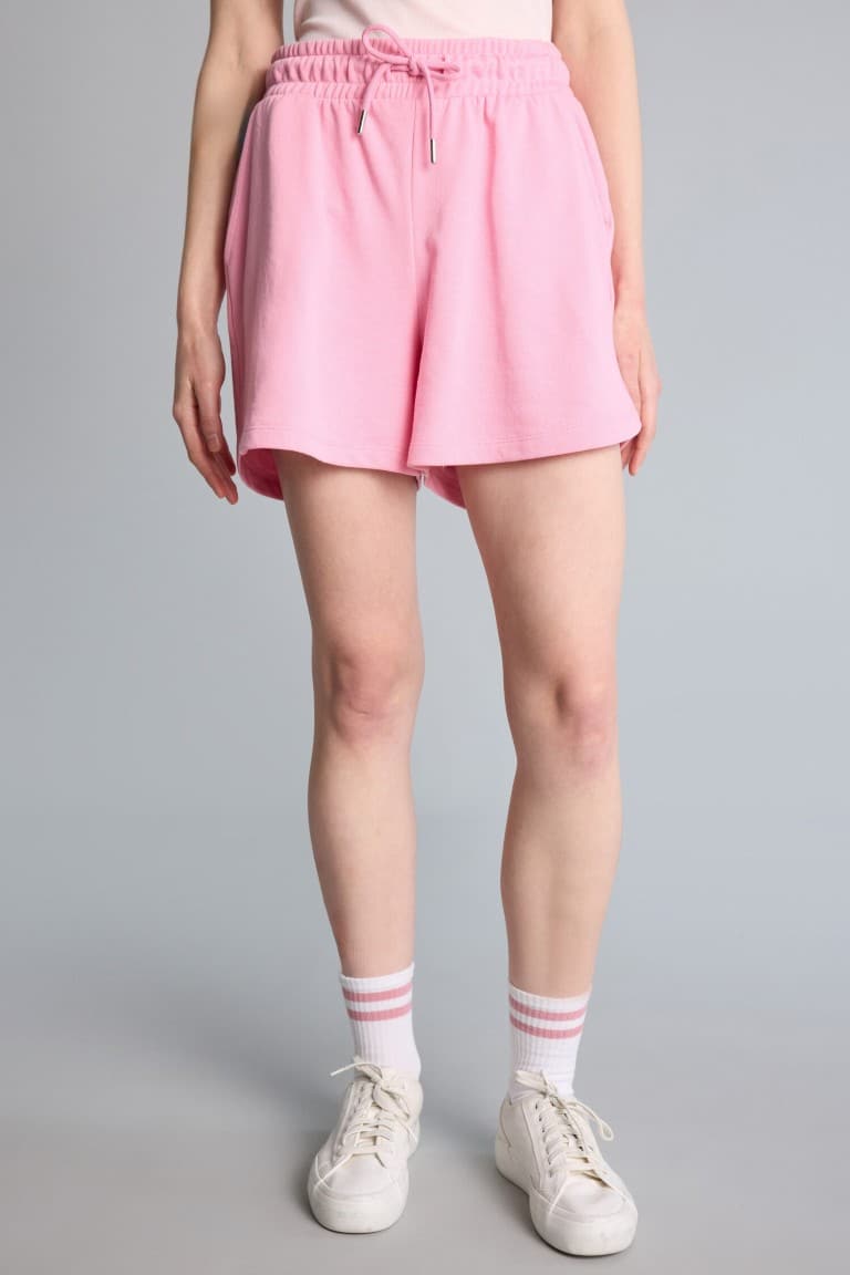Relax Fit Tied Waist Short Shorts