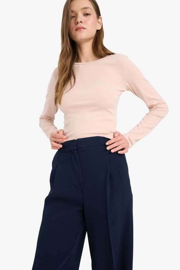 Fitted Crew Neck Ribbed T-Shirt