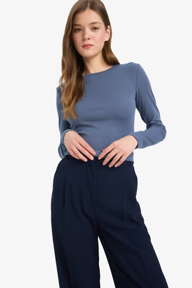 Fitted Crew Neck Ribbed T-Shirt Main image