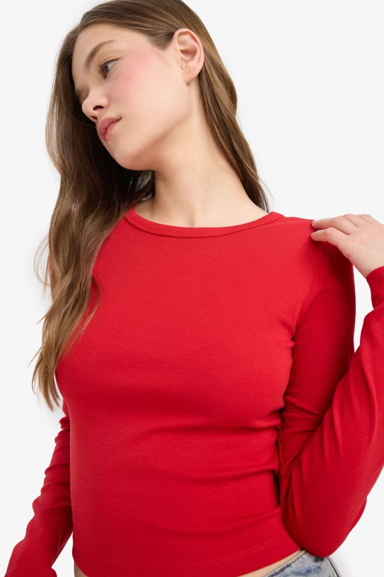 Fitted Crew Neck Ribbed T-Shirt Main image