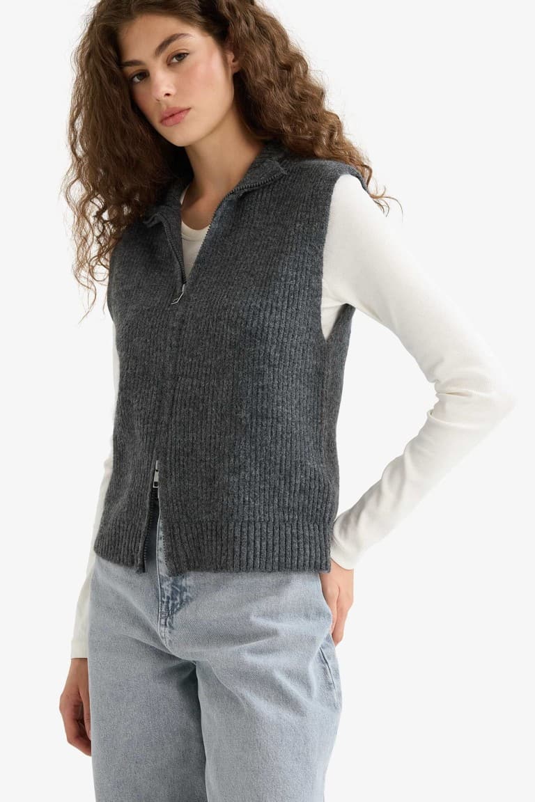 Regular Fit Half Turtleneck Zippered Knitwear Sweater