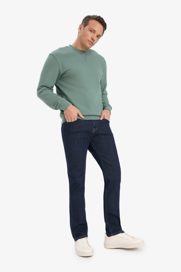 100% Cotton Regular Fit Crew Neck Sweatshirt