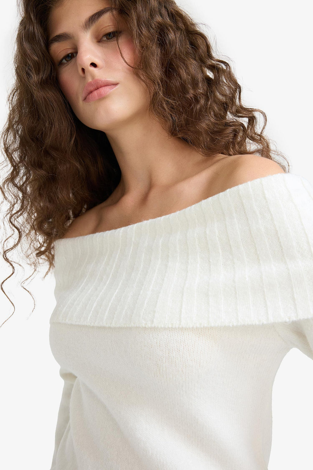 Slim Fit Slim Cut Open Shoulder Knitwear Sweater