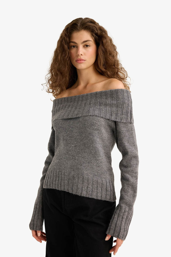 Slim Fit Slim Cut Open Shoulder Knitwear Sweater
