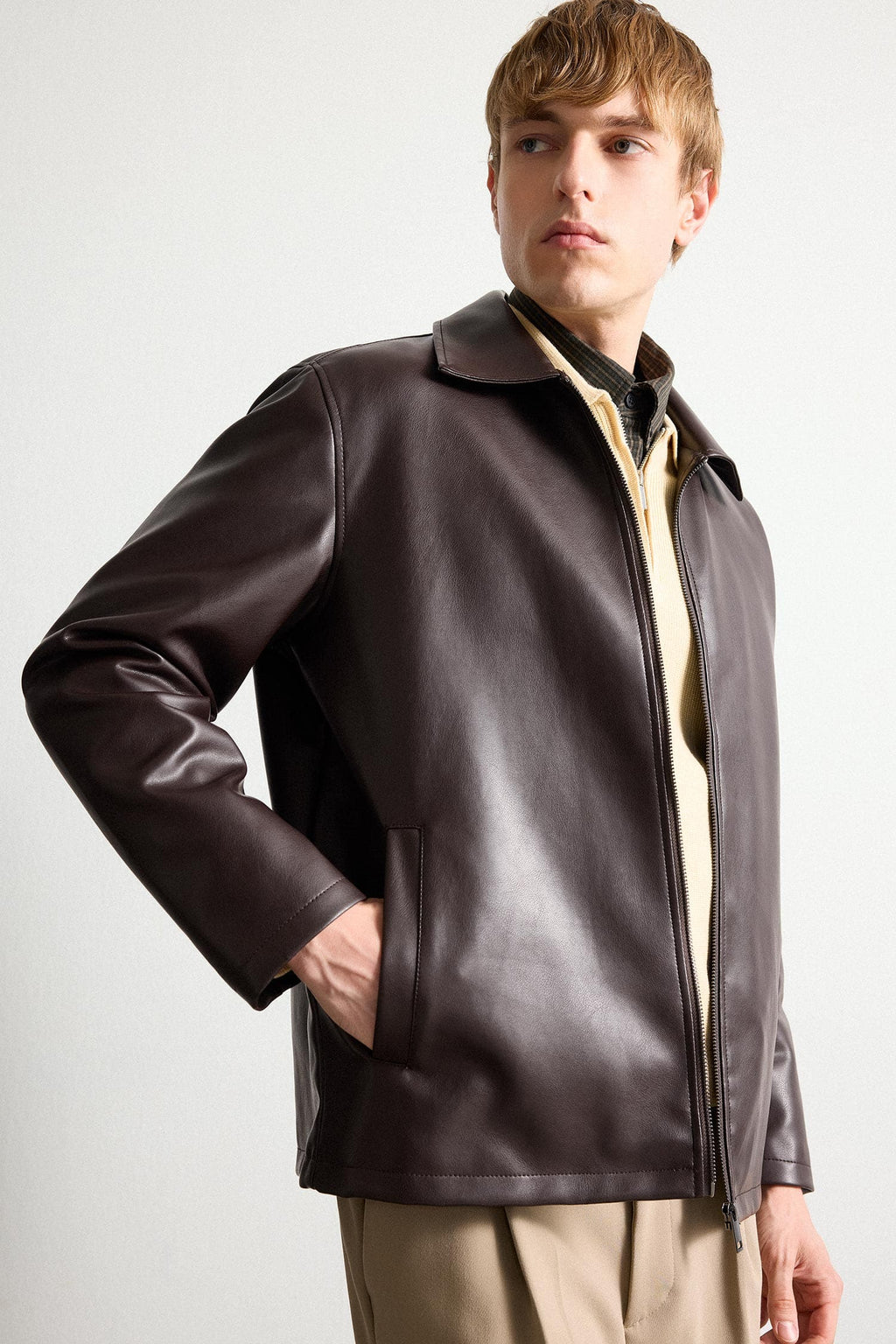 Regular Fit Shirt Collar Pocket Zippered Seasonal Faux Leather Jacket Coat with Inner Pocket Detail
