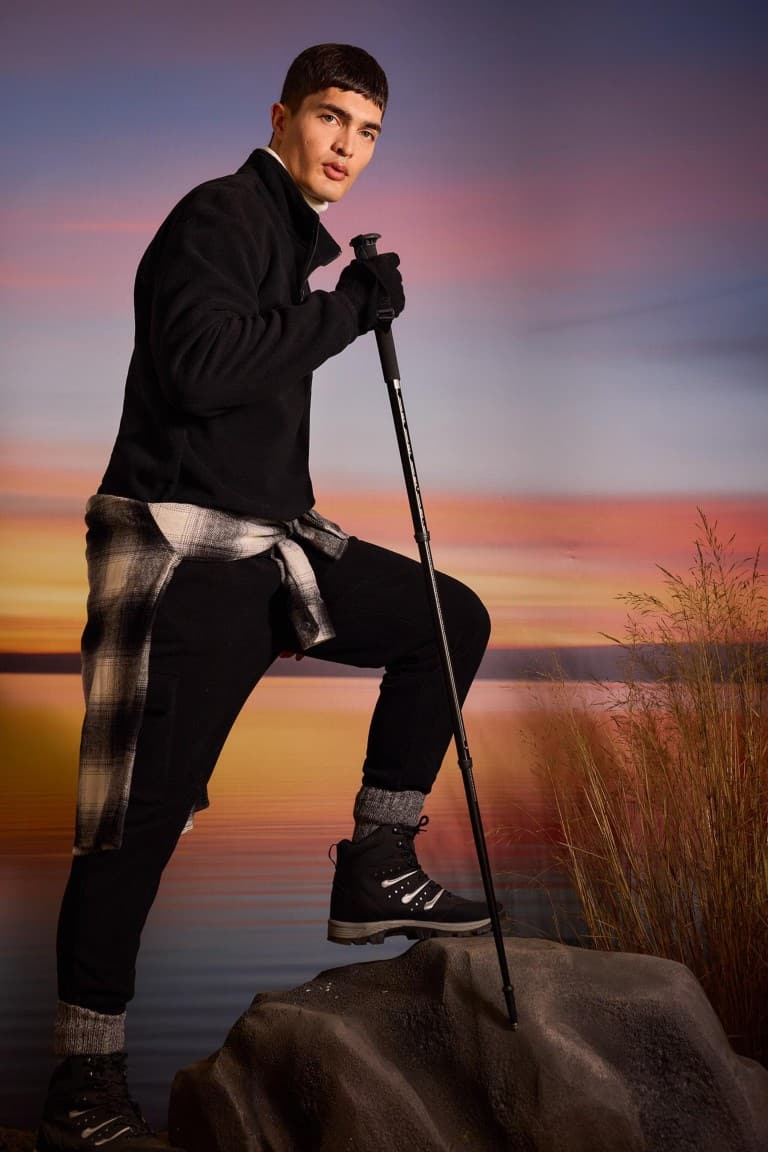 Regular Fit Fleece Sweatpants with Drawstring Waist and Cargo Pockets