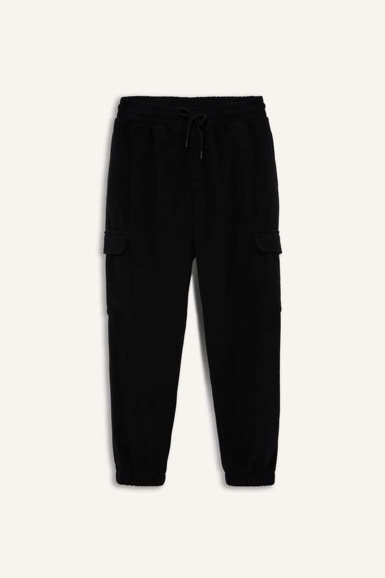 Regular Fit Fleece Sweatpants with Drawstring Waist and Cargo Pockets Secondary image