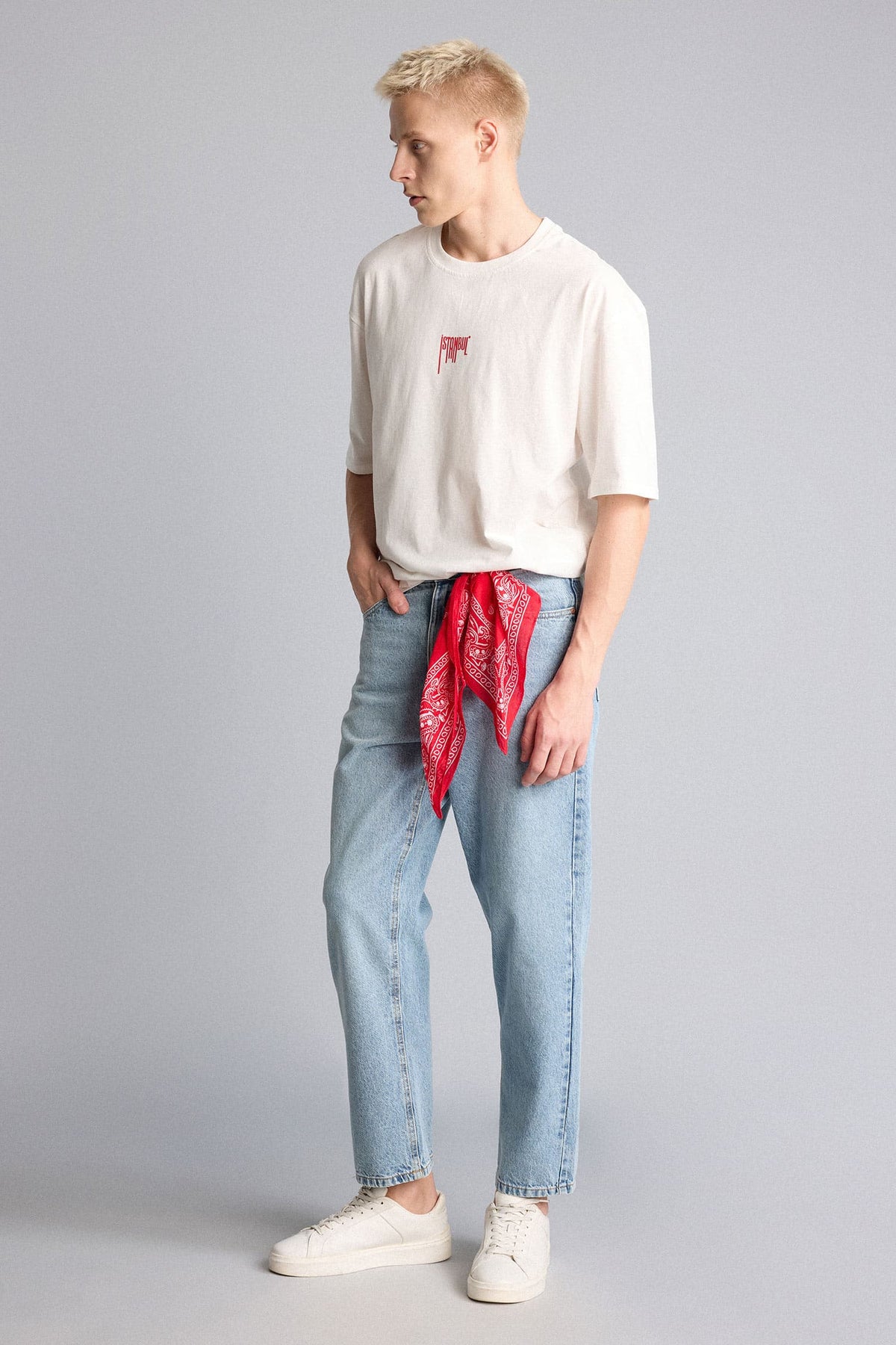 Baggy Fit Straight Leg Jeans