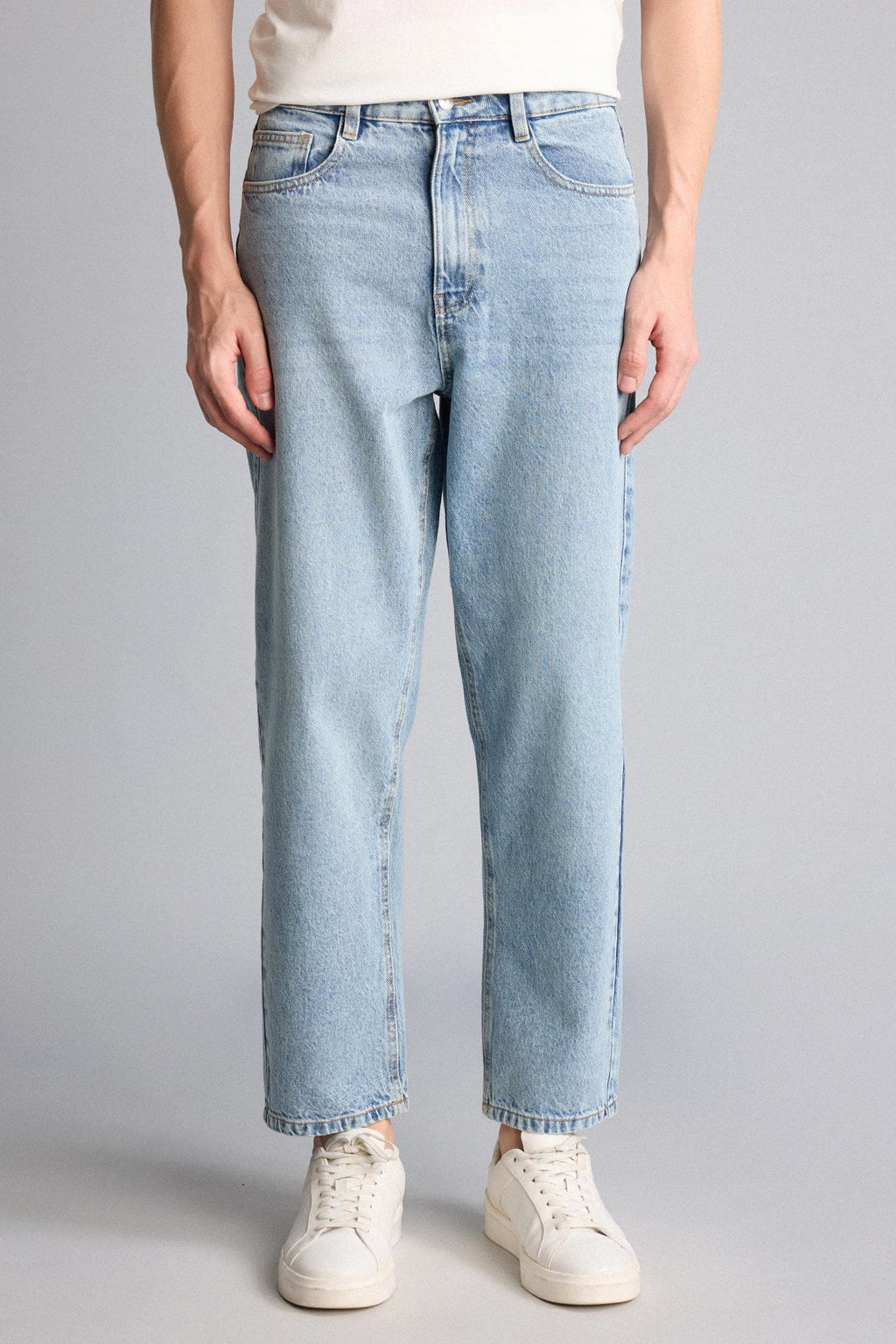 Baggy Fit Straight Leg Jeans