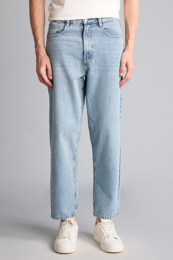 Baggy Fit Straight Leg Jeans