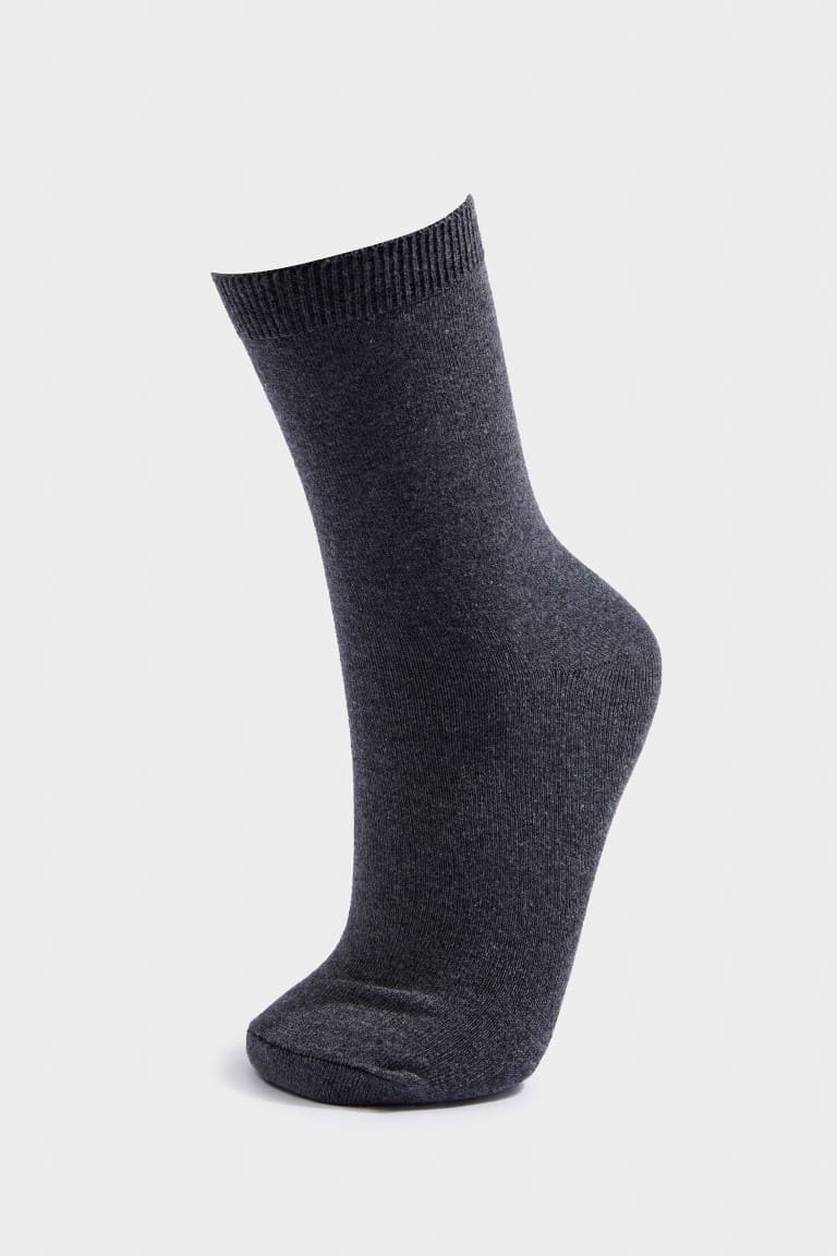 Woman 5's Long Socks