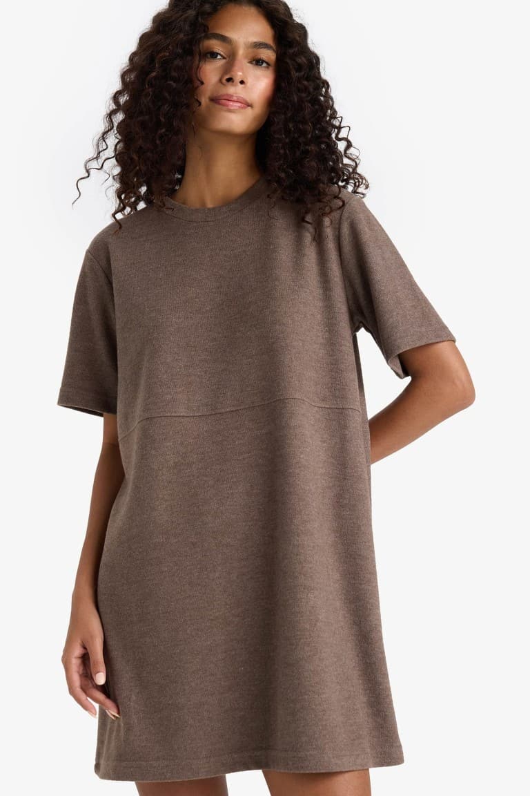 A Cut Crew Neck Ribana Dress