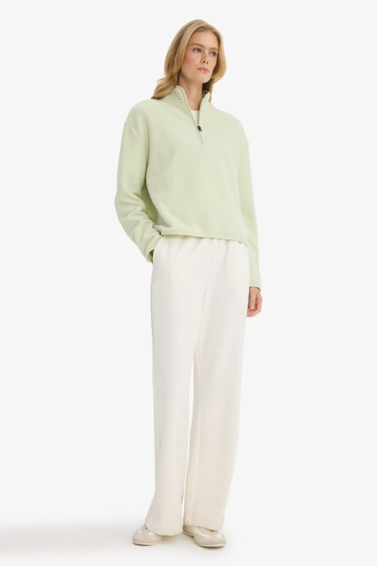 Relax Fit Long Sleeve Sweatshirt
