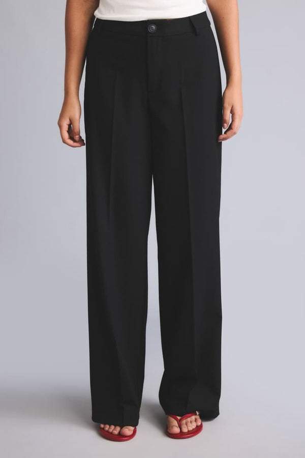 Straight Fit Fleto Pocket Normal Waist Standard Length Trousers