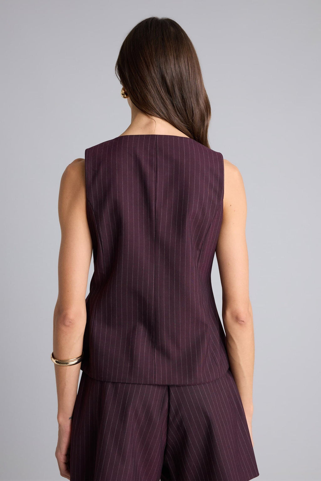 Fitted Crew Neck Vest