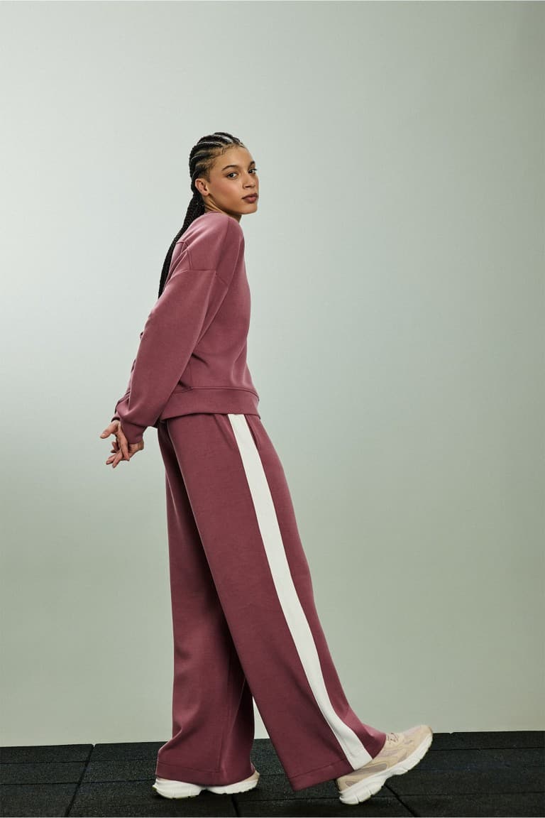 Wide Leg Modal Sweatpants With Pockets Secondary image