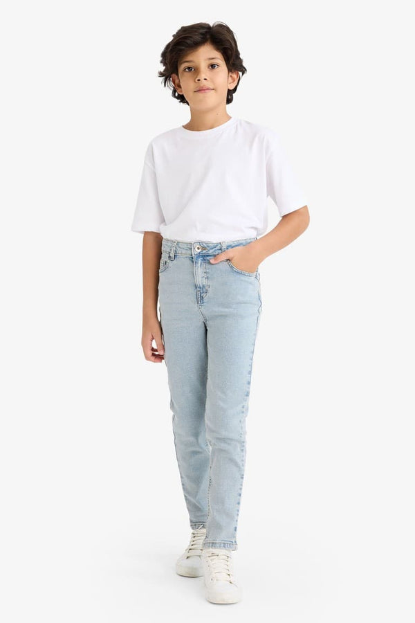 Slım Fit Straight Leg Jeans Boy