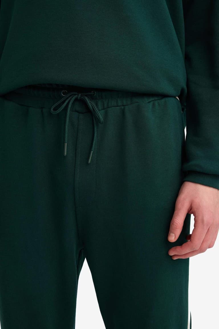 Regular Jogger Pants