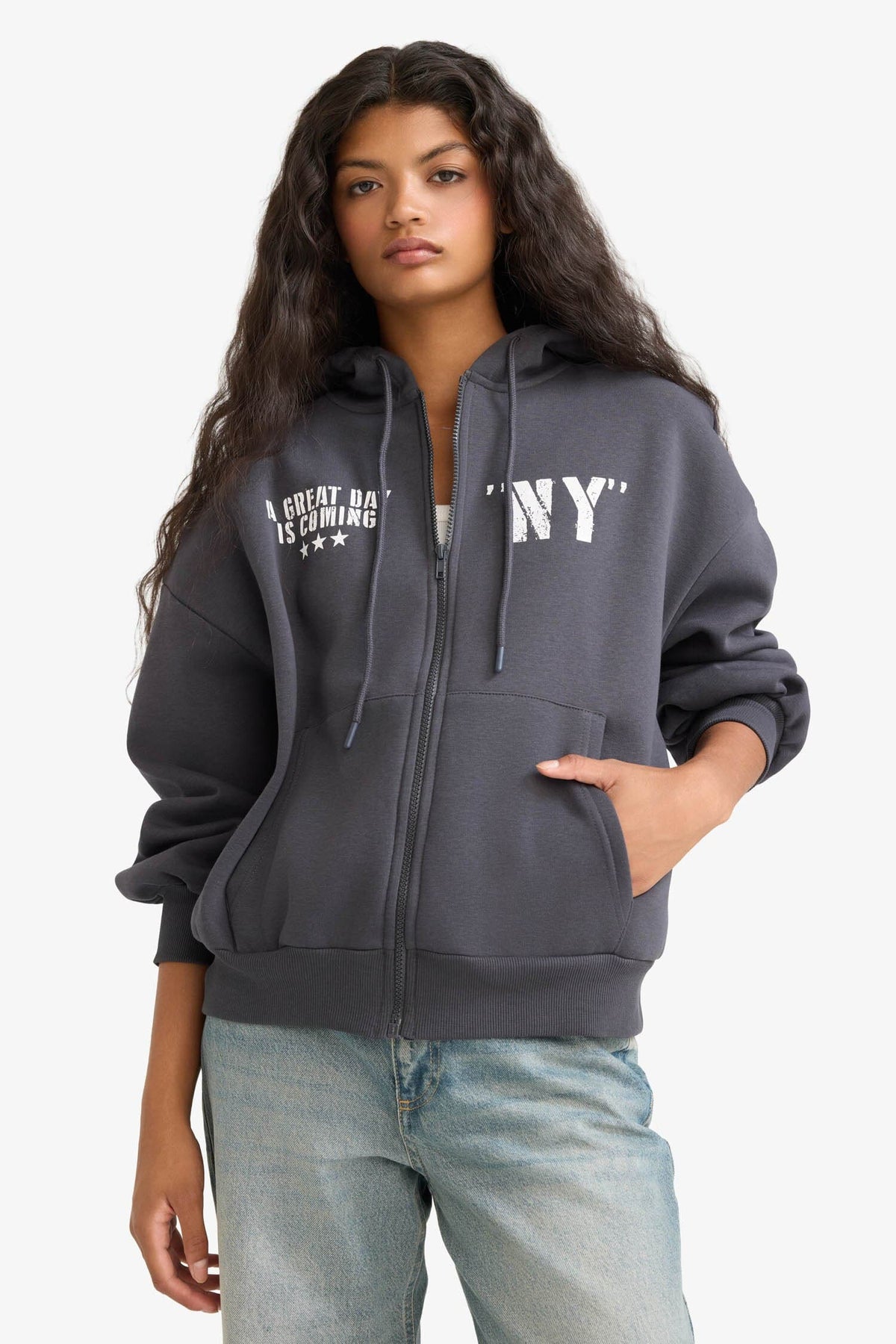 Oversize Wide Fit Hooded Sweatshirt with Back Print and Zip-Up Closure
