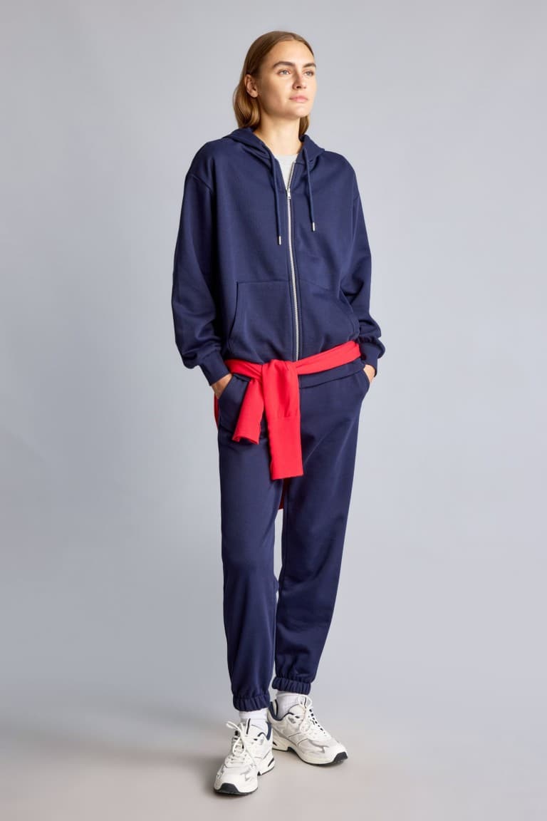 Basic Plain Pocketed Waist Tied Thick Jogger Sweatpants