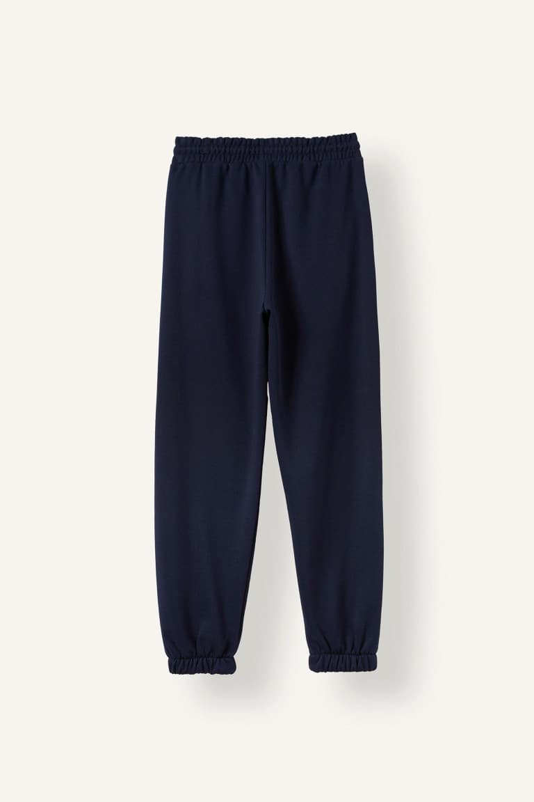 Basic Plain Pocketed Waist Tied Thick Jogger Sweatpants