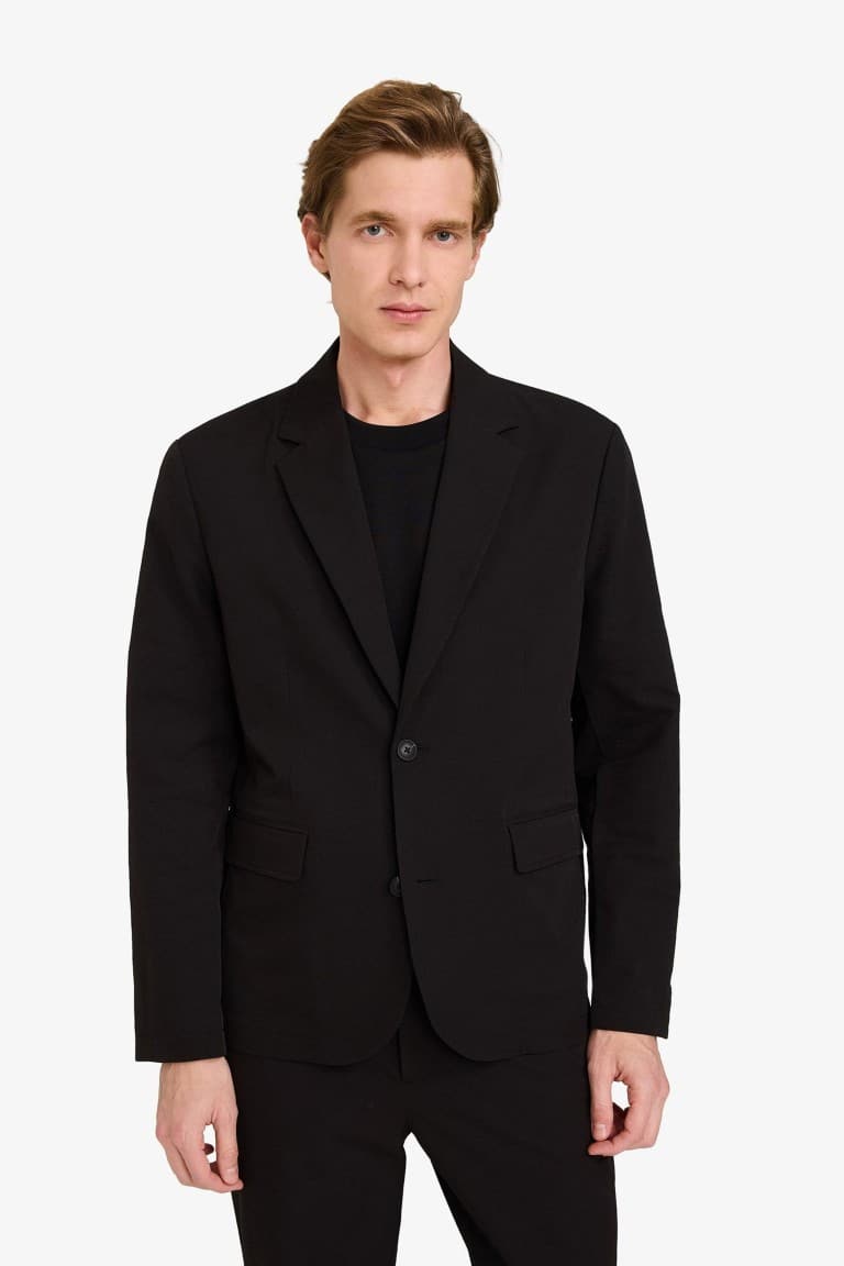 Modern Fitted Crinkle Blazer Jacket