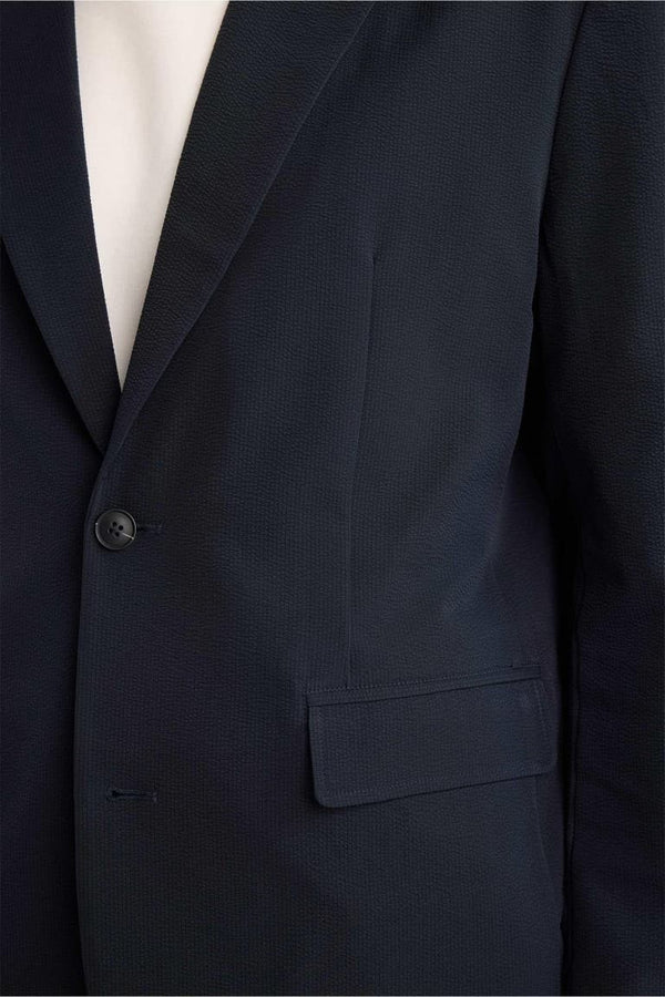 Modern Fitted Crinkle Blazer Jacket