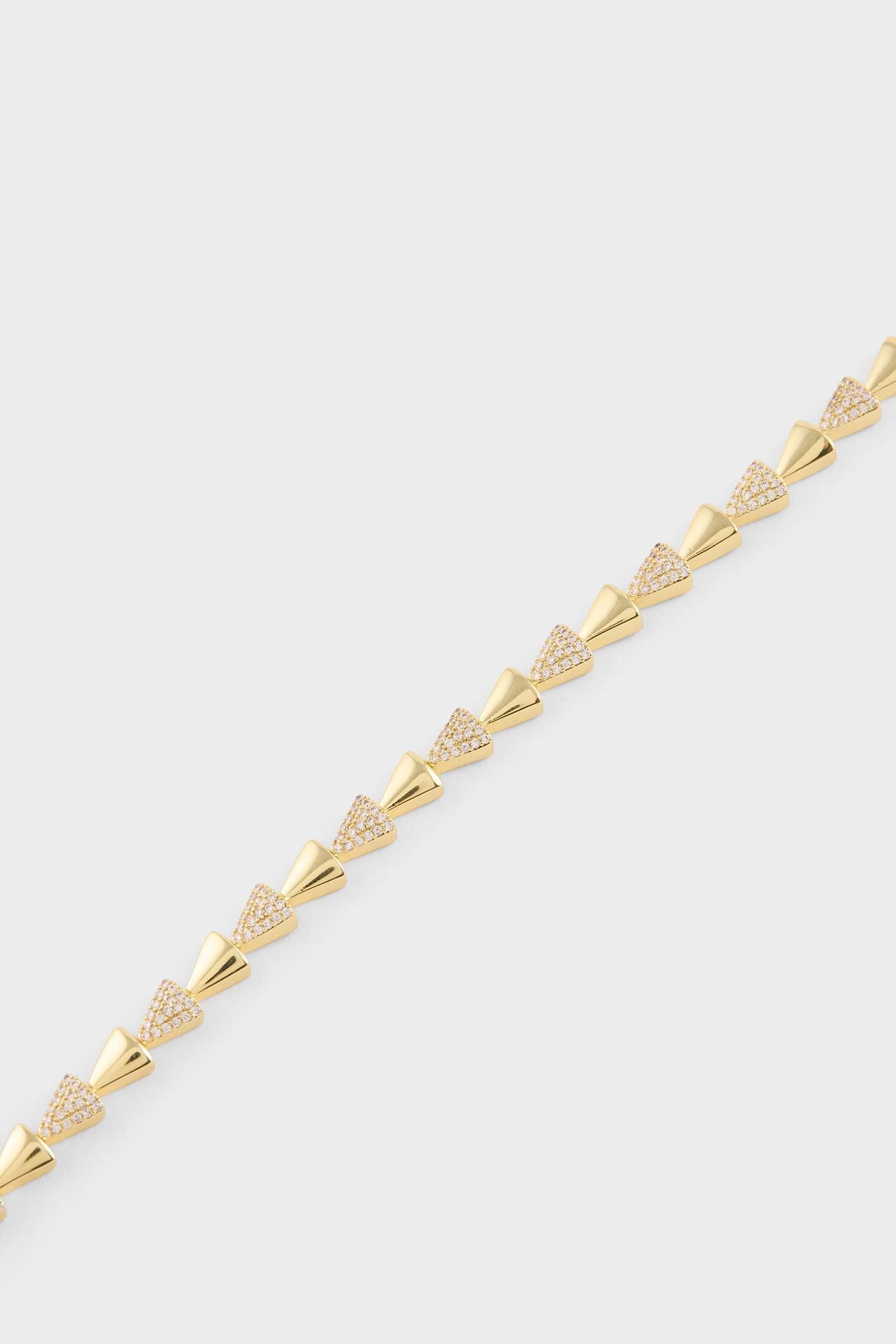 Reis X DeFacto Triangle Figure Gold Bracelet Secondary image