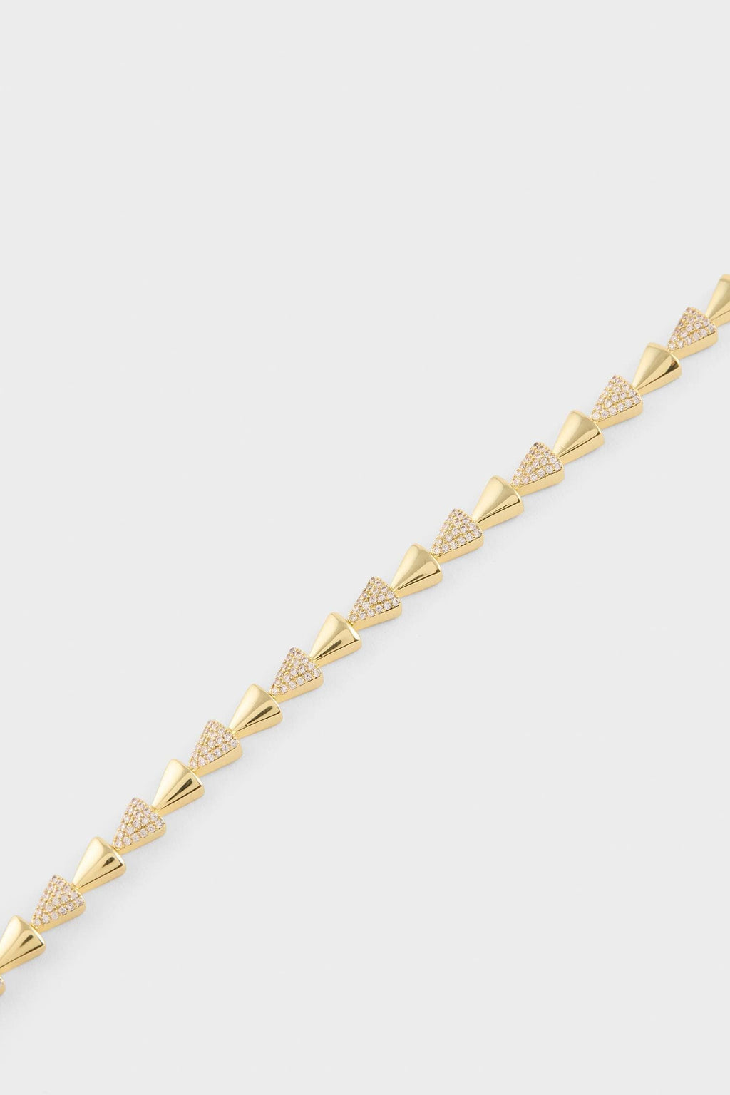Reis X DeFacto Triangle Figure Gold Bracelet