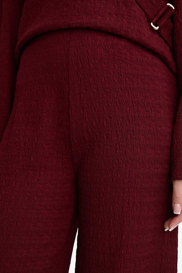 Straıght Fit Crimp Trousers